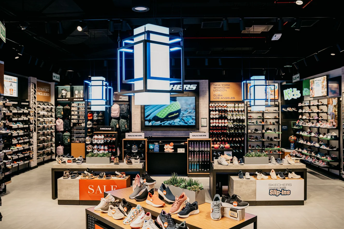 SKECHERS — imagen 1